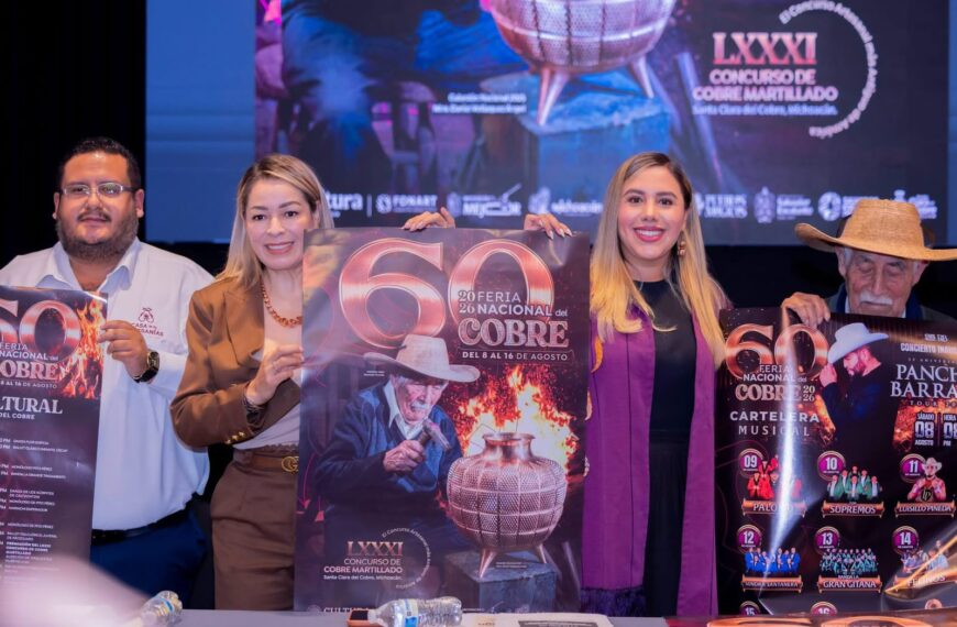 Dayana Pérez presenta el cartel oficial de la 60 Feria Nacional del Cobre y el LXXXI Concurso Nacional de Cobre Martillado
