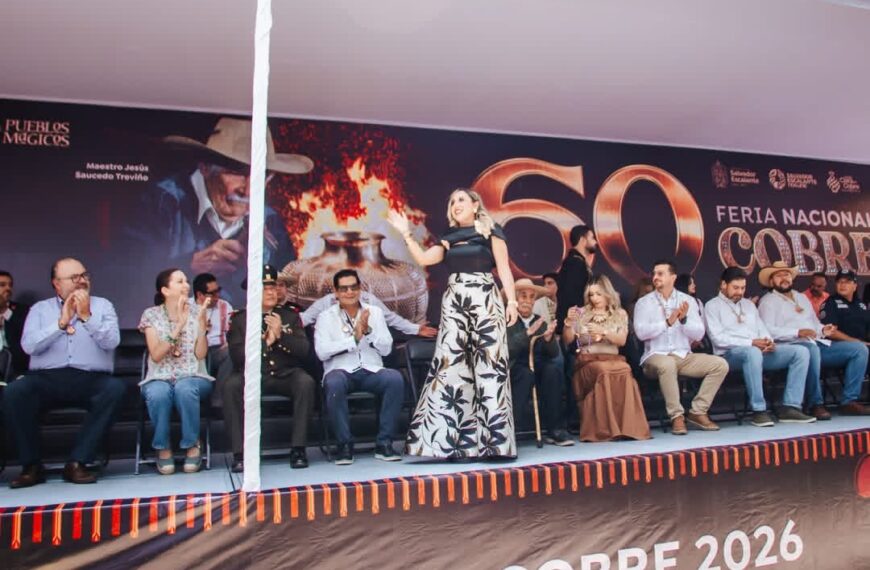 Dayana Pérez Mendoza encabezó el inicio de la 60 Feria Nacional del Cobre en Santa Clara del Cobre