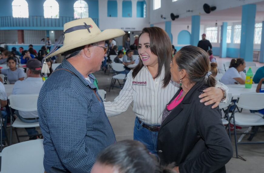 Gladyz Butanda recoge propuestas de productores michoacanos para consolidar la 4T en el campo