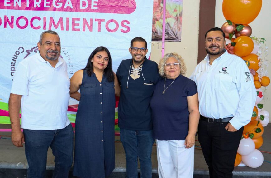 Conrado Paz participa en clausura de taller de Globoflexia