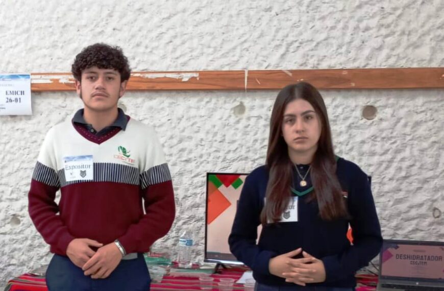 Estudiantes del Cecytem ganan dos medallas de plata en ExpoCiencias Michoacán