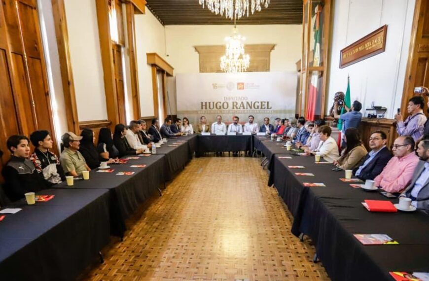 Hugo Rangel hace entrega de su Segundo Informe de Actividades Legislativas