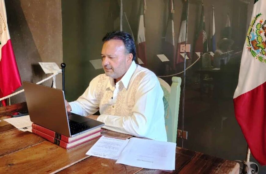 Julio Arreola participa en análisis de la SCJN para fortalecer los servicios municipales