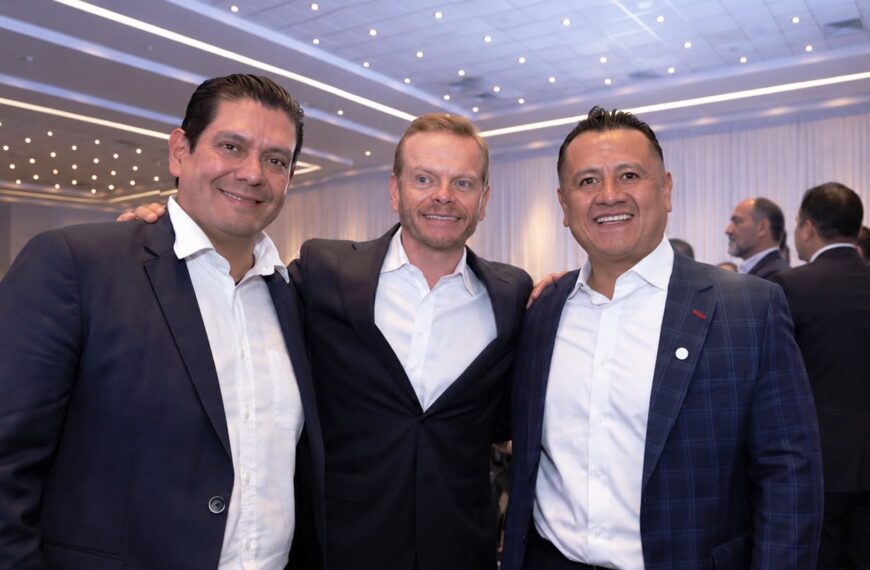 Ernesto Núñez reconoce designación de Carlos Torres Piña y refrenda llamado a la unidad rumbo a 2027