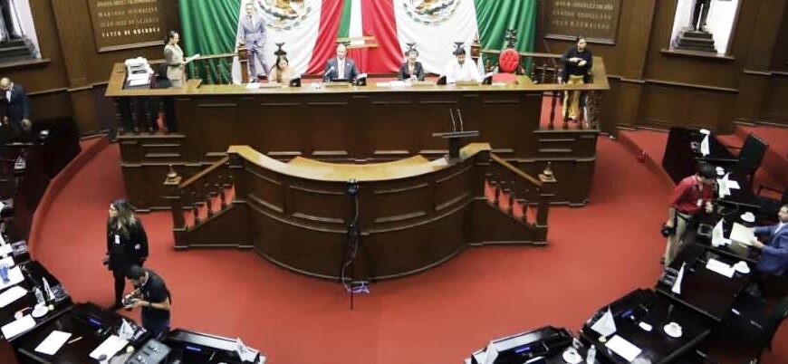 Reconoce 76 Legislatura a las enfermedades inmunes y sindemias en Ley de Salud