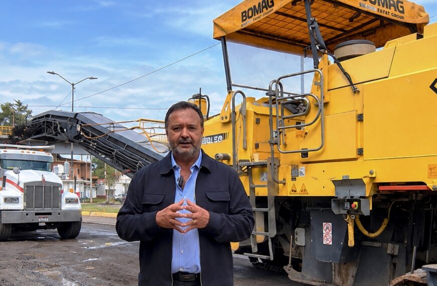 Inician trabajos de reencarpetamiento en la glorieta de Tzurumútaro y bacheo en vialidades de Pátzcuaro: Julio Arreola